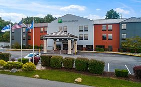 Holiday Inn Express Dublin Va